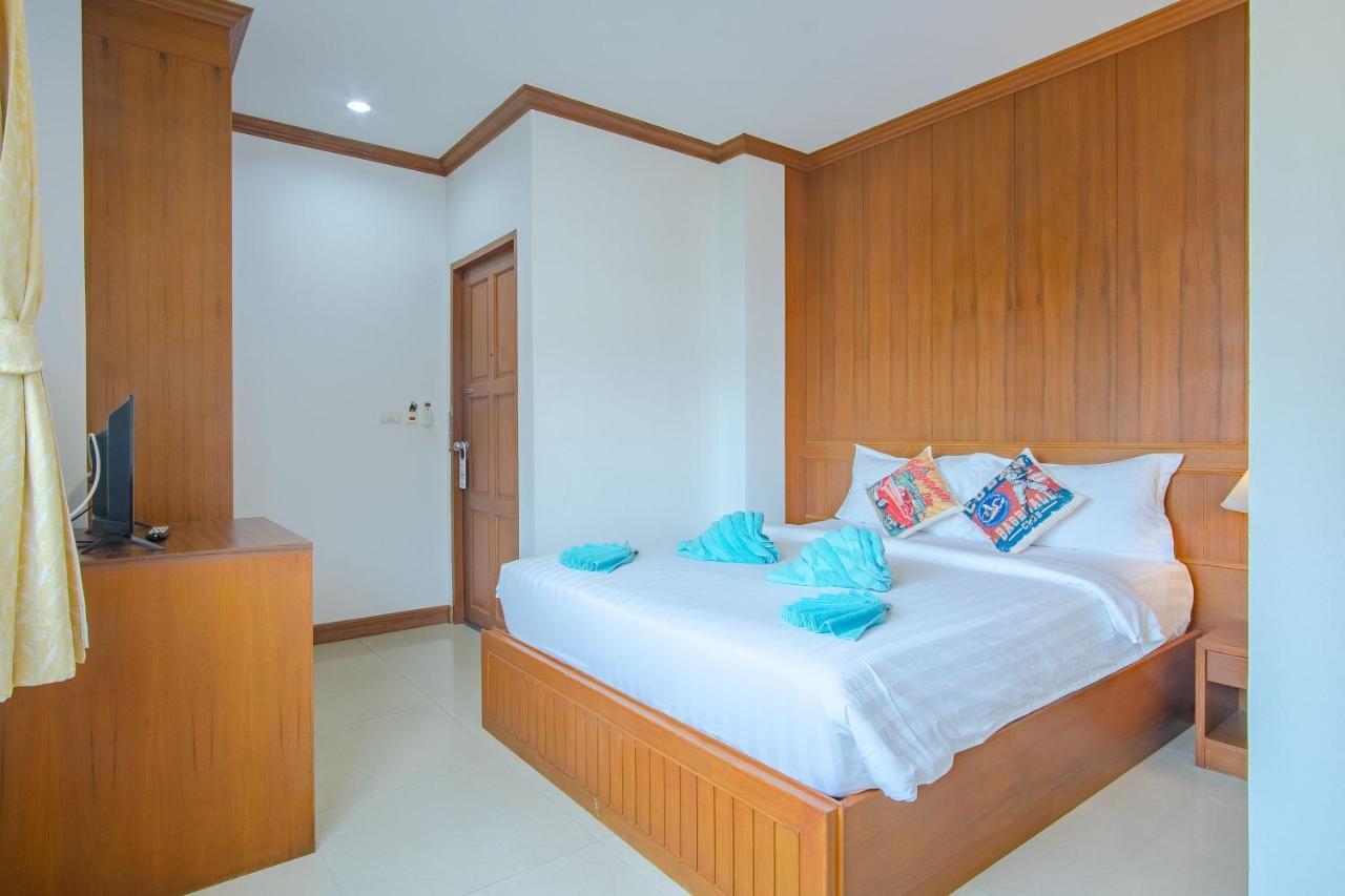 Pipikuku Hotel & Restaurant Patong Exterior photo